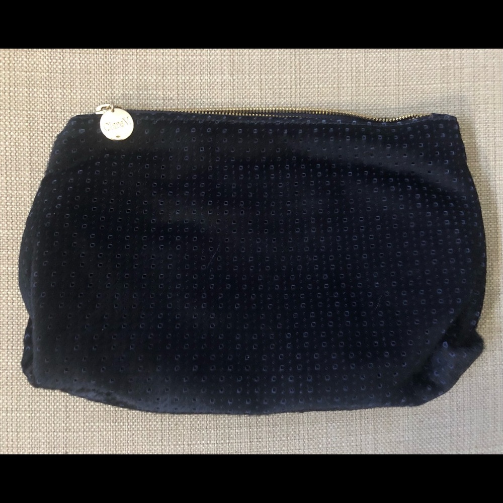 Leather hair pouch